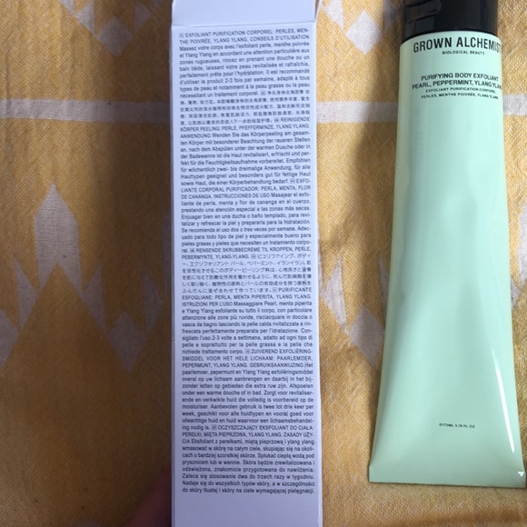 Grown Alchemist Purifying Body Exfoliant with Pearl, Peppermint&YlangYlang 170ml - Picture 6 of 7